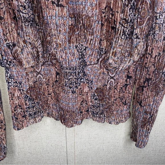 Joie Size Large Metallic Longsleeve High Neckline Top with Stretchy Waist - Picture 4 of 10